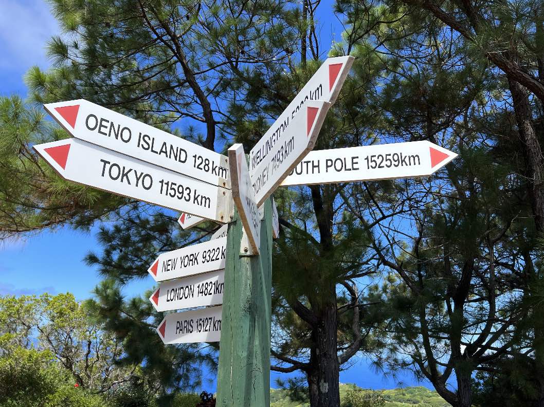 Pitcairn’s Marine Protected Area wins Blue Parks Platinum Award